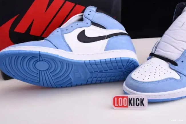 HYPE 555088-134 1 BLUE AIR RETRO WHITE HIGH BLACK JORDAN UNIVERSITY 0412